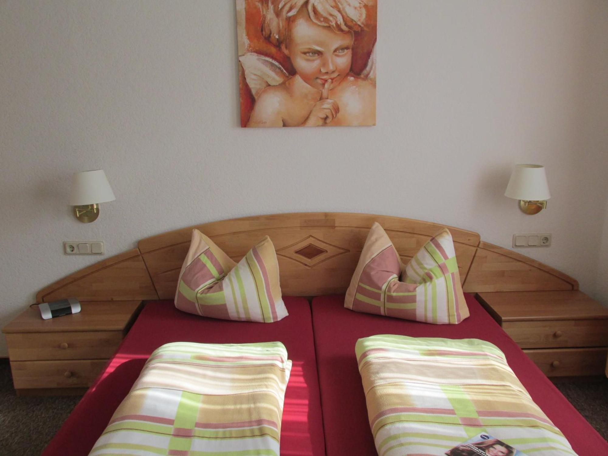 Apartments & Ferienhaus Senftner Thale Bilik gambar